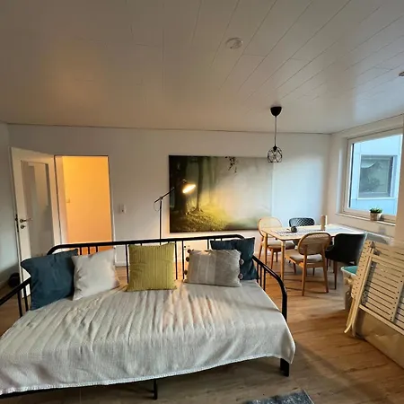 Apartment 4 With Lakeview, Near Vw & Powerco &peaceful *