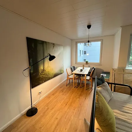 Apartment 4 With Lakeview, Near Vw & Powerco &peaceful *