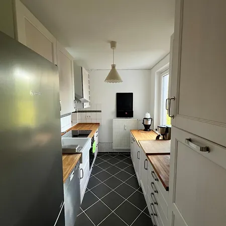 4 With Lakeview, Near Vw & Powerco &peaceful * Salzgitter