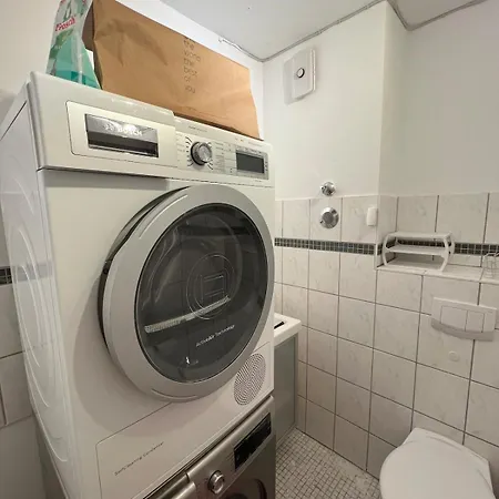 Apartment 4 With Lakeview, Near Vw & Powerco &peaceful Salzgitter